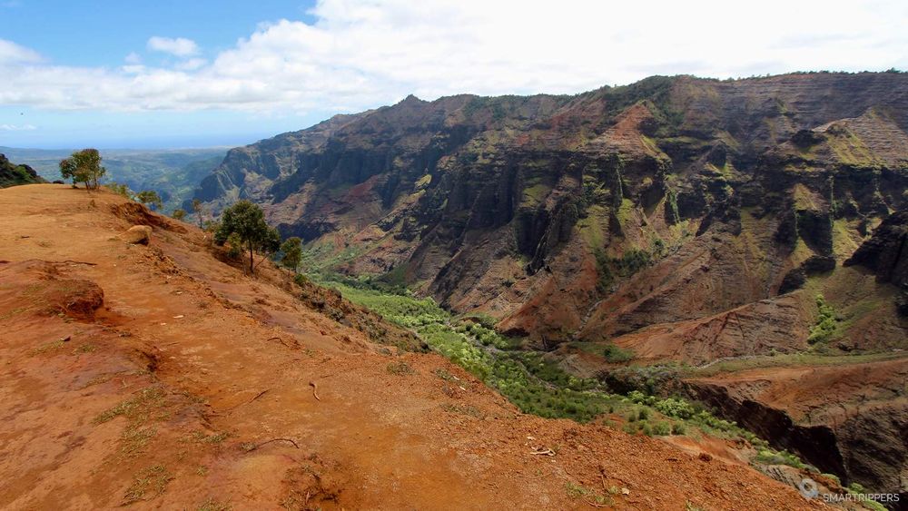 Vue sur le canyon, l'océan au fond, depuis la dernière partie du Canyon Trail.