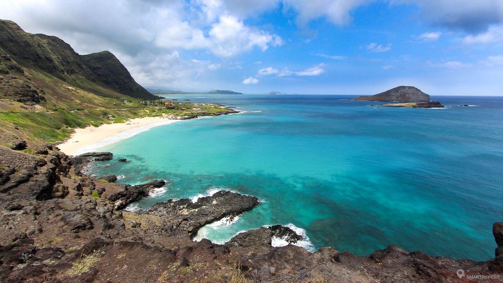 Le superbe panorama depuis le Makapu'u lookout et Makapu'u beach en contrebas.