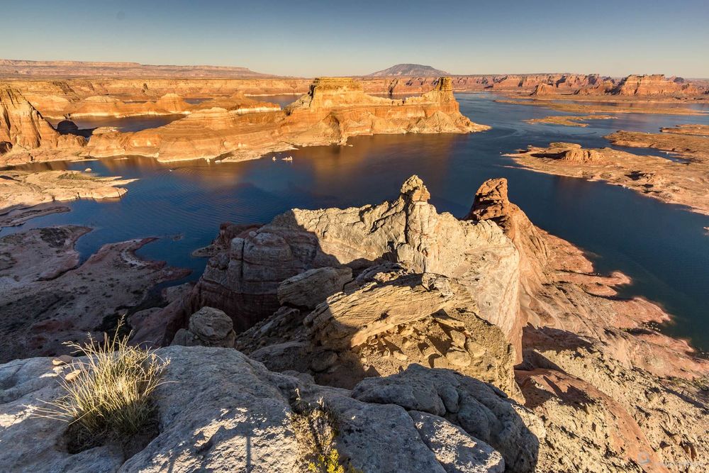 Coucher de soleil sur le lac Powell depuis Alstrom Point, juste magique!