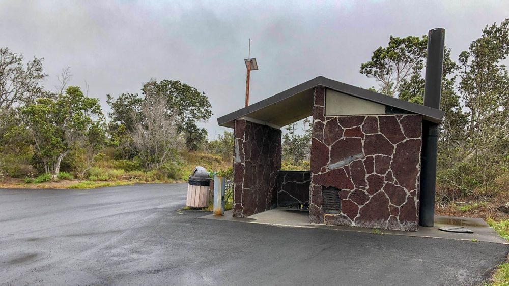 Toilettes sèches du camping de Kulanaokuaiki.