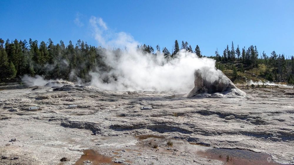 Giant Geyser's smoking base.