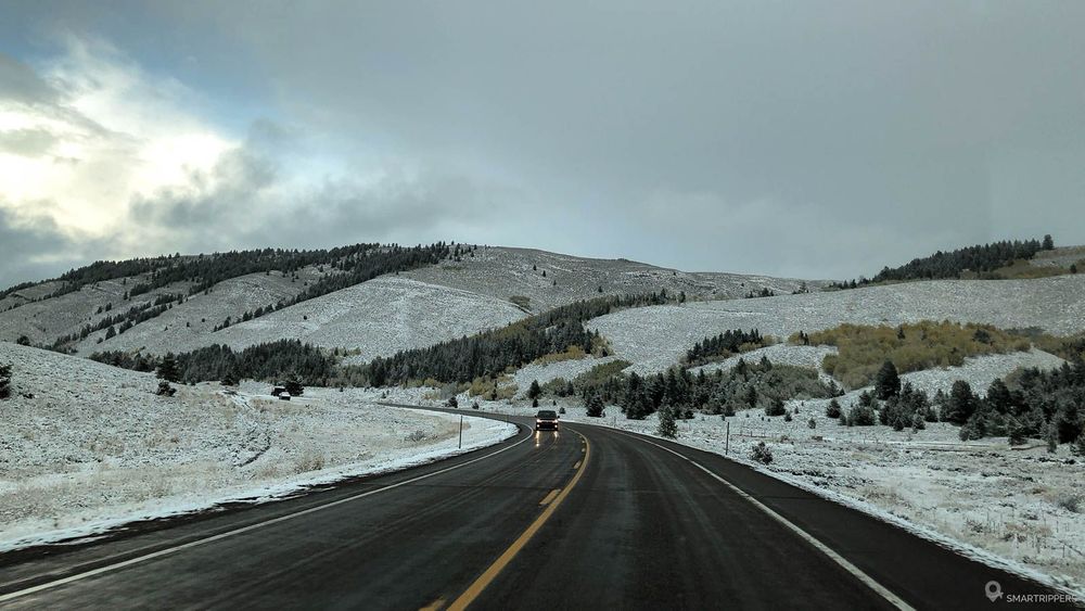 Un peu plus au nord, la Highway 89 se rétrécit.