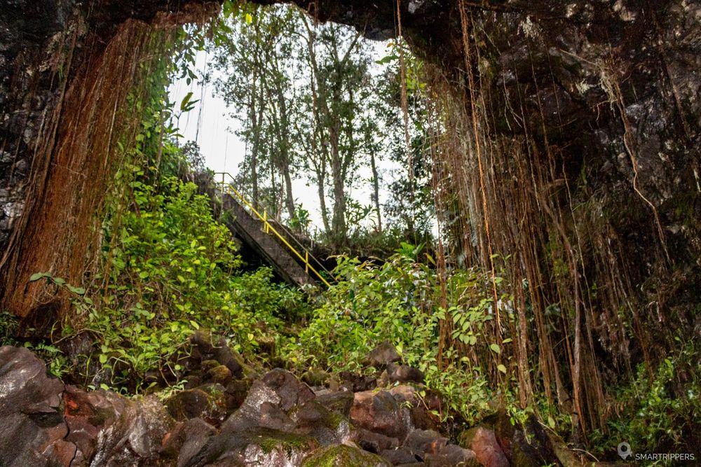 L'entrée du tunnel de droite, photographié depuis l'intérieur.