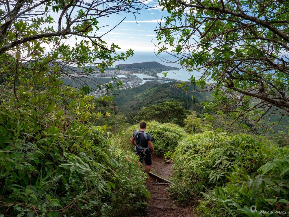 Vue sur la baie entre Hanauma Bay et Honolulu..