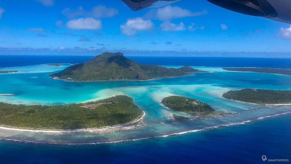 Vue d'avion de Maupiti.