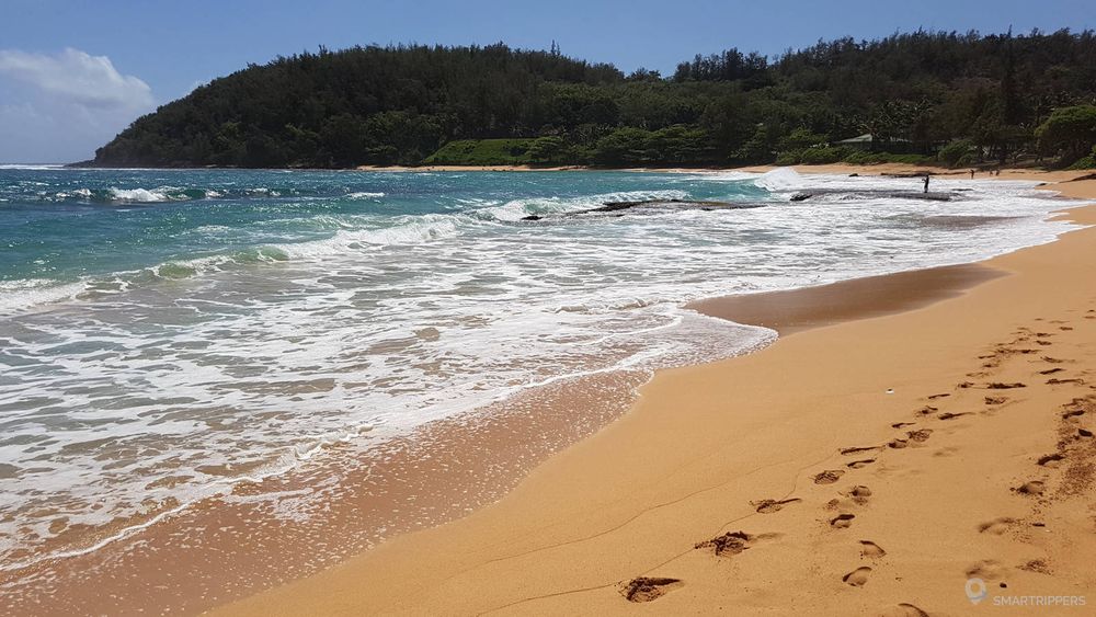 Vue sur la partie droite de la plage de Molo'a.