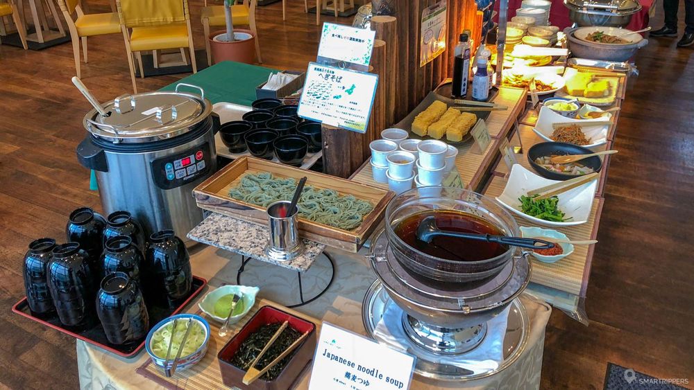 Le buffet japonais au petit déjeuner de l'hôtel Nikko.