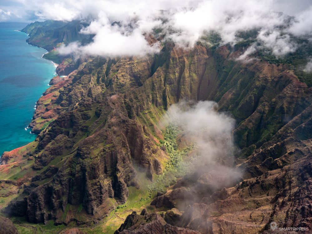 Amphithéâtre de ridges de la Nā Pali coast.