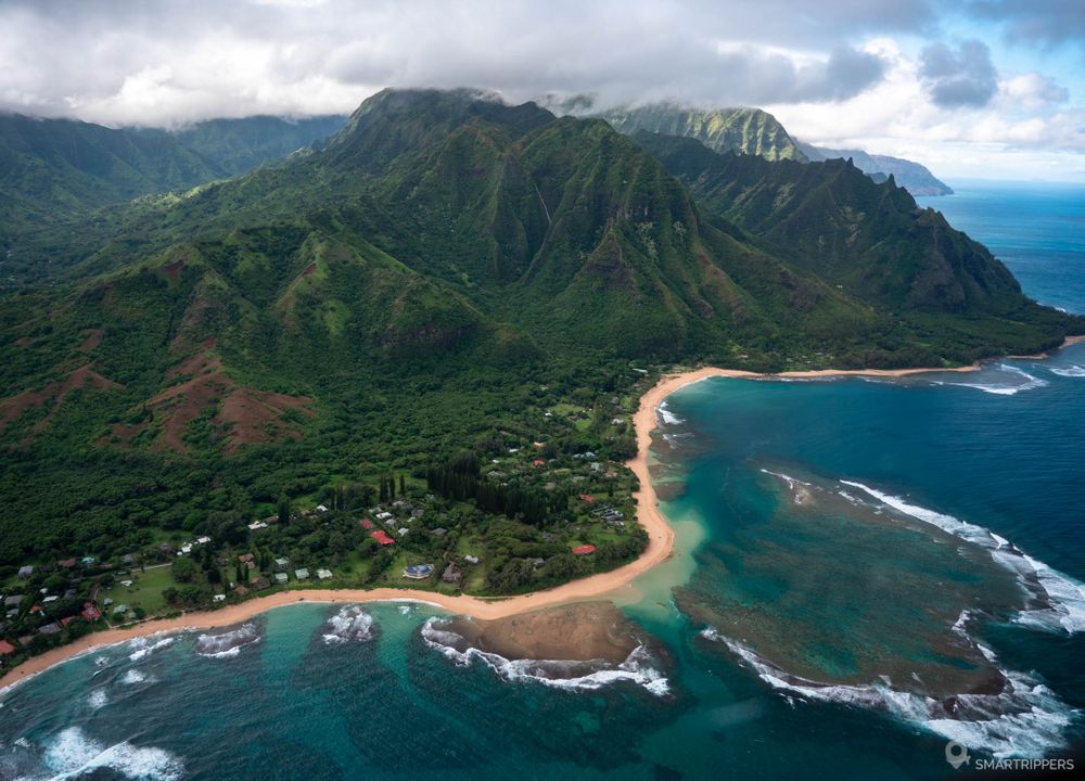 Hanalei Bay et Tunnels beach.