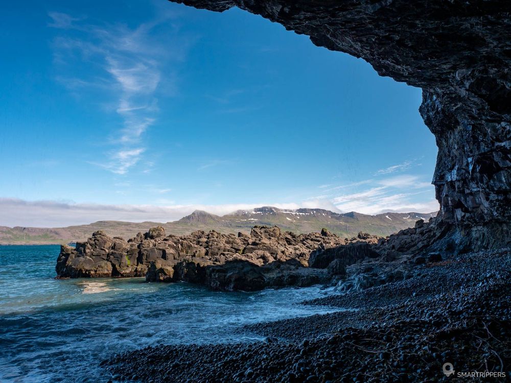 Vue du dessous de la petite cavité.