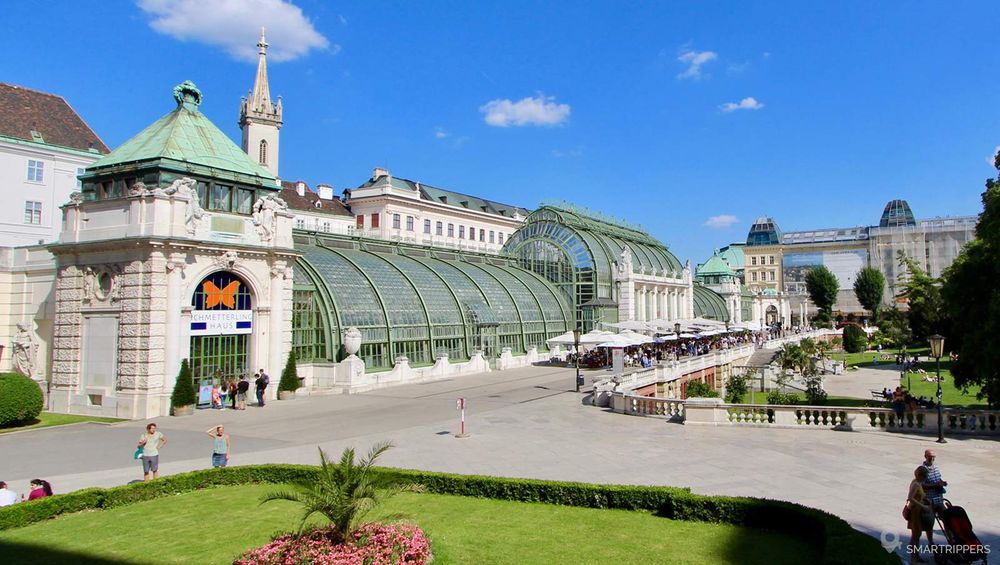 Les serres du centre de Vienne (Palmenhaus).