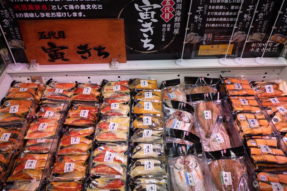 Saumons marinés au Pier Bandai.
