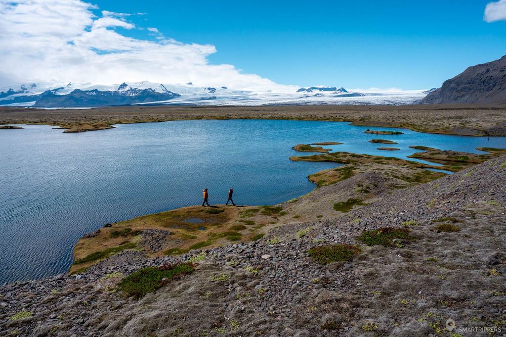 Le petit lac de pêche de Fiskivatn.