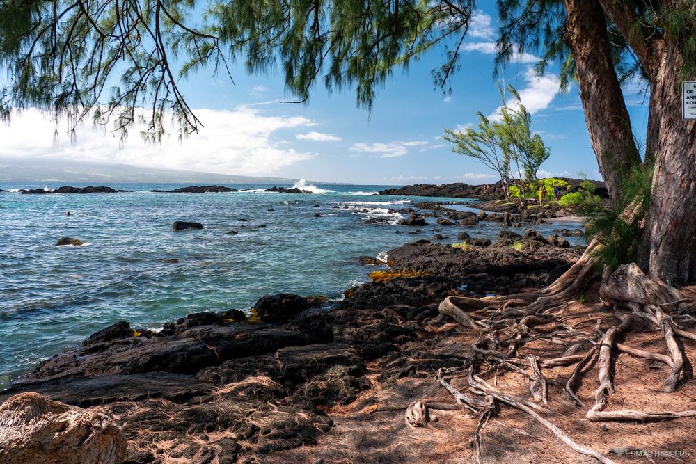 La côte un peu après la plage.