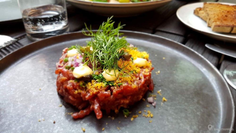Le tartare qui est servi en entrée.