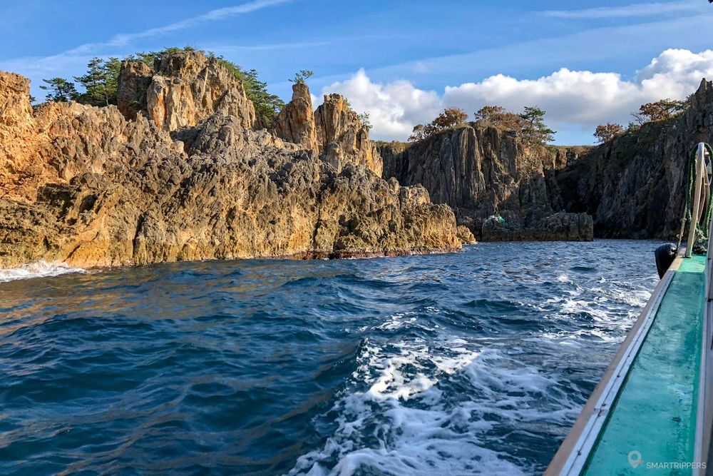 La côte déchiqueté de la Senkaku-wan bay.