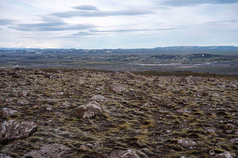 Les volcans du Lakagígar apparaissent sur la droite.