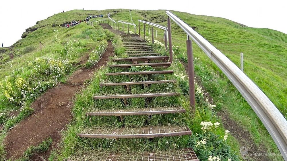 Dans les escaliers...