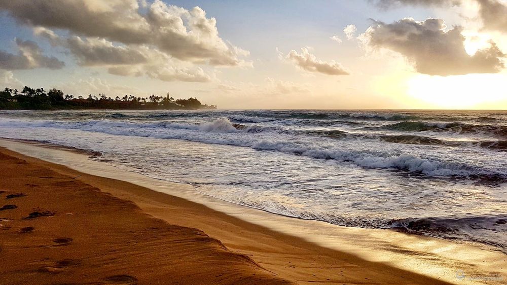 Lever de soleil à Wailua beach.
